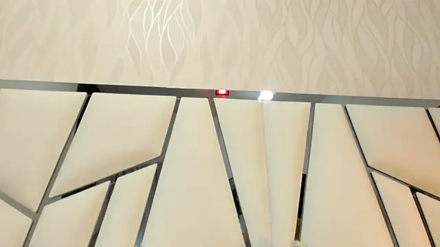 kimberly7  online show from 11/10/25, 11:37