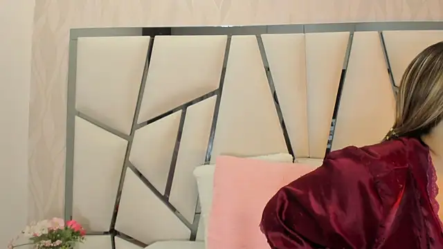 kimberly7  online show from 11/03/25, 10:08