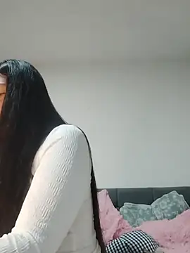 katha steele  online show from 10/24/25, 09:52