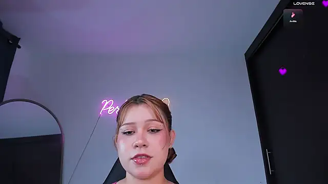 daniela hornny online show from 03/04/26, 05:48