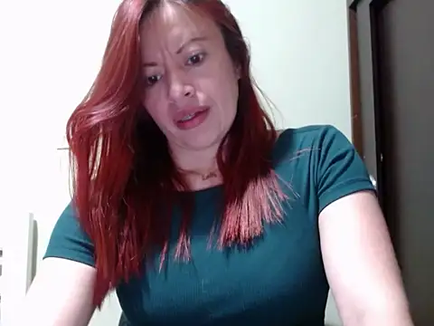 Snapshot of emilysamantha_8 chatting on 02/24/26, 04:24 emilysamantha 8 online show from 02/24/26, 04:24