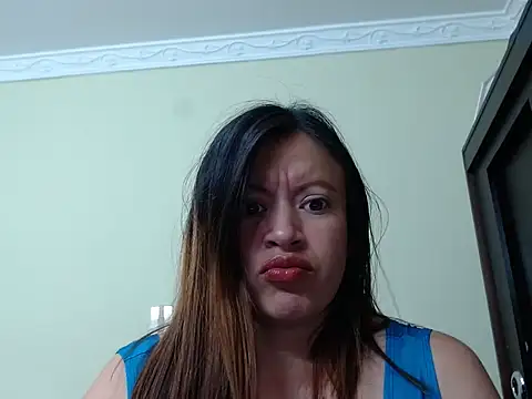 emilysamantha 8 online show from 11/21/25, 08:08