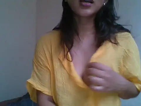  smiling4u  online show from 06/19/26, 08:20