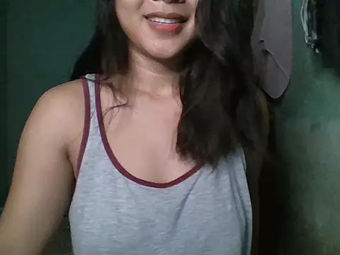  smiling4u  online show from 12/19/25, 06:43