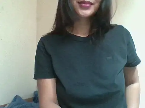  smiling4u  online show from 06/06/26, 06:07