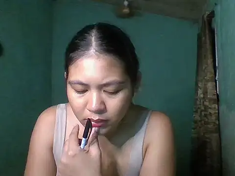 Snapshot of _smiling4u_ chatting on 09/08/25, 02:16 smiling4u online show from 09/08/25, 02:16