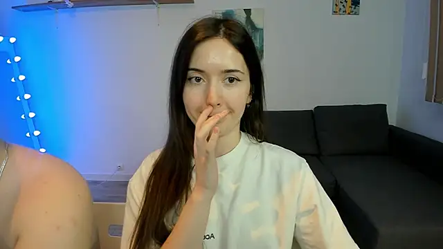 PollyFlame online show from 04/03/26, 08:37