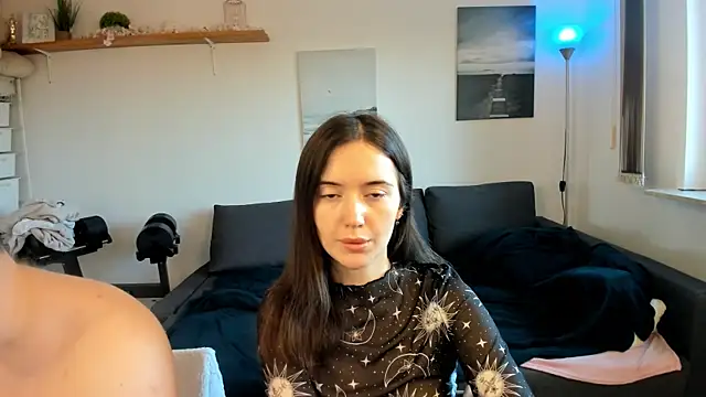 PollyFlame online show from 03/19/25, 06:46