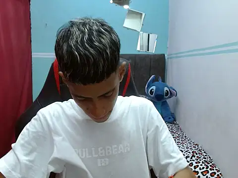 Angelstripboy online show from 03/25/26, 11:03