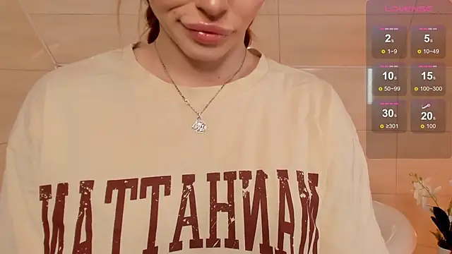 Phoenix Margo online show from 10/12/25, 04:14