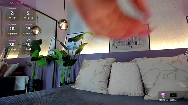 Snapshot of susan_cute198 chatting on 01/07/26, 12:10 susan cute198 online show from 01/07/26, 12:10