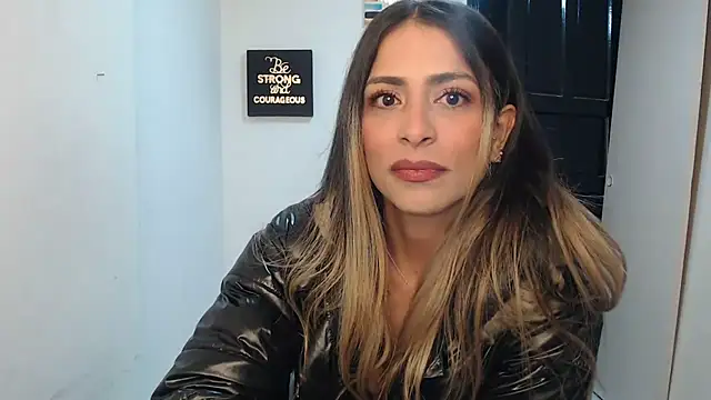 Liamiler01  online show from 11/20/25, 09:32