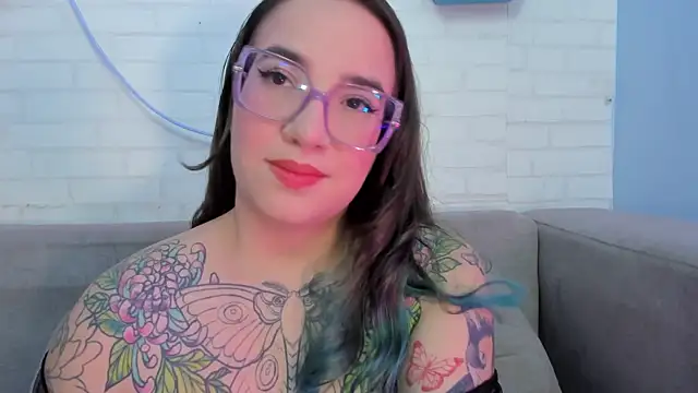 DEVA BLUE  online show from 02/07/25, 04:48