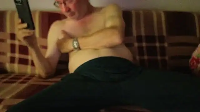 Snapshot of cumloverboyxx69 chatting on 09/20/25, 06:02 cumloverboyxx69 online show from 09/20/25, 06:02