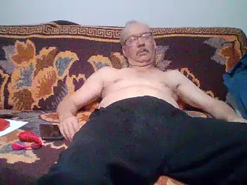 Snapshot of cumloverboyxx69 chatting on 02/19/25, 10:31 cumloverboyxx69 online show from 02/19/25, 10:31