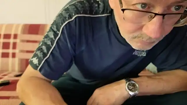 Snapshot of cumloverboyxx69 chatting on 09/24/25, 12:22 cumloverboyxx69 online show from 09/24/25, 12:22