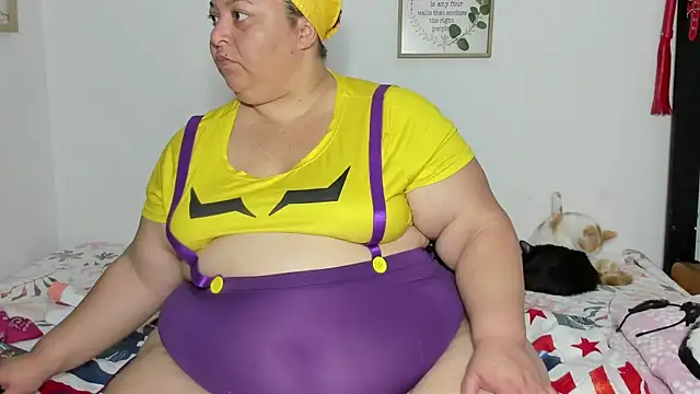 Snapshot of MANDY_GIRL_BBW chatting on 09/13/25, 09:31 MANDY GIRL BBW online show from 09/13/25, 09:31