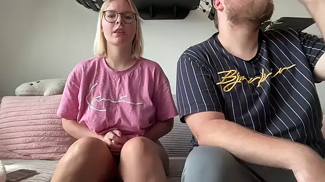 LucyFoxLulu online show from 05/14/26, 01:30