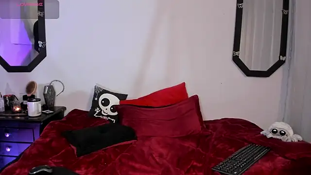 Amy Aloqua online show from 04/02/26, 03:51