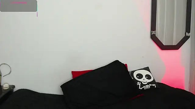 Amy Aloqua online show from 11/15/25, 03:38