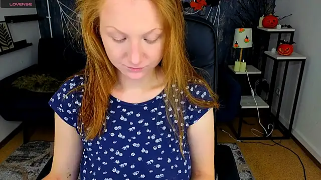 Snapshot of JeannieFox_ chatting on 10/18/25, 06:26 JeannieFox online show from 10/18/25, 06:26