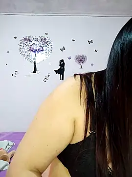 Snapshot of violet_moore chatting on 01/03/25, 11:44 violet moore online show from 01/03/25, 11:44