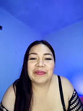 Snapshot of violet_moore chatting on 10/22/25, 11:47 violet moore online show from 10/22/25, 11:47