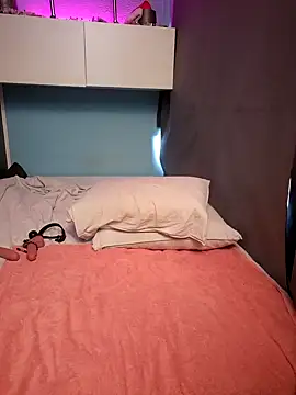 XxGipsyxX online show from 10/22/25, 02:16