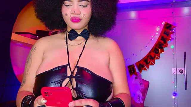 MalaikaBrown online show from 11/01/25, 04:30