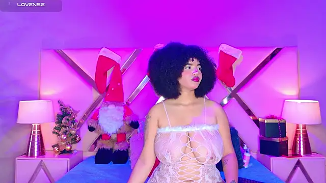 Snapshot of MalaikaBrown chatting on 12/19/25, 12:07 MalaikaBrown online show from 12/19/25, 12:07