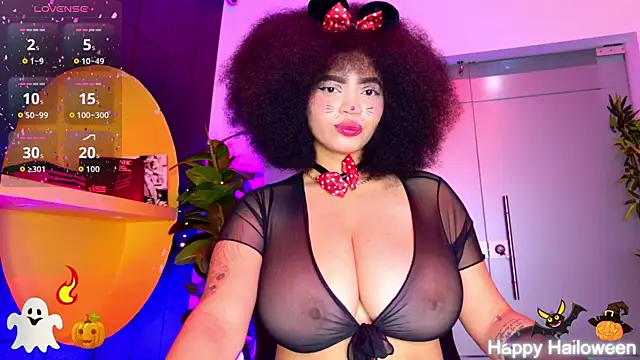 MalaikaBrown online show from 10/31/25, 12:24