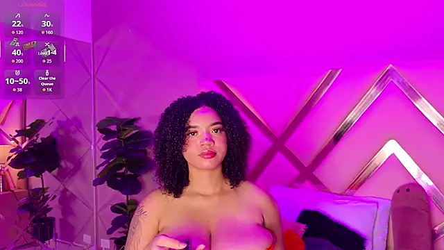 Snapshot of MalaikaBrown chatting on 02/27/26, 04:34 MalaikaBrown online show from 02/27/26, 04:34