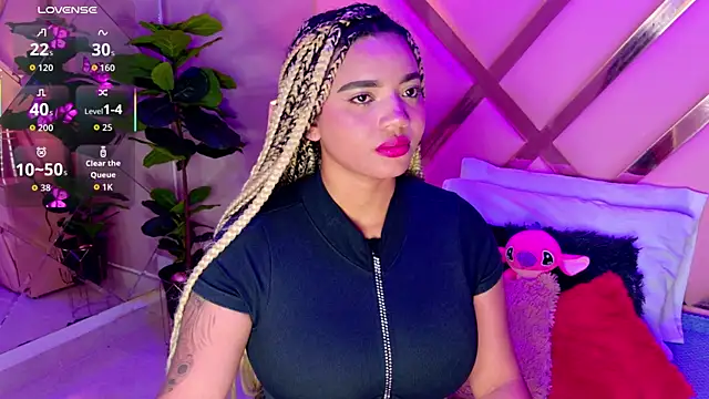 Snapshot of MalaikaBrown chatting on 01/17/26, 04:05 MalaikaBrown online show from 01/17/26, 04:05