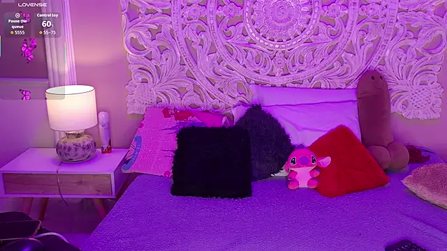 MalaikaBrown online show from 04/15/26, 05:02