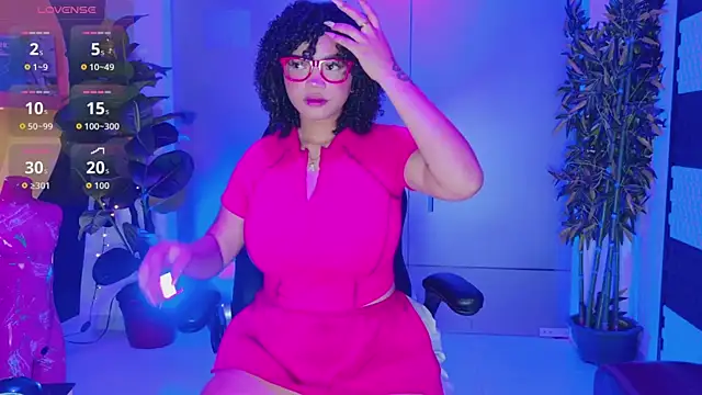 MalaikaBrown online show from 10/22/25, 12:04