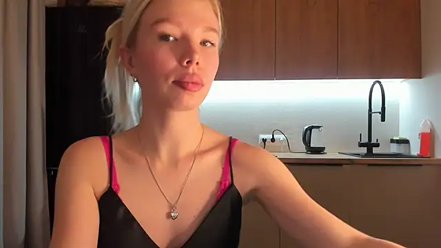 Olivia Bells online show from 01/10/25, 08:37