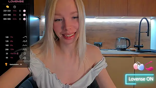 Olivia Bells online show from 03/25/26, 09:14