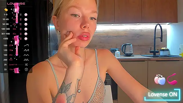 Olivia Bells online show from 09/09/25, 10:30