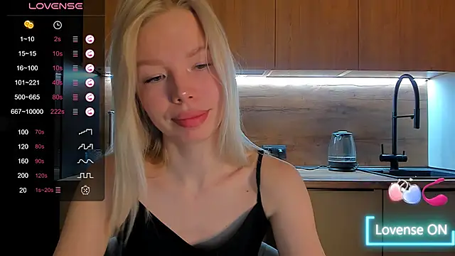 Olivia Bells online show from 03/12/26, 10:14