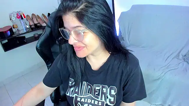 BellaFlaming online show from 03/09/26, 10:52