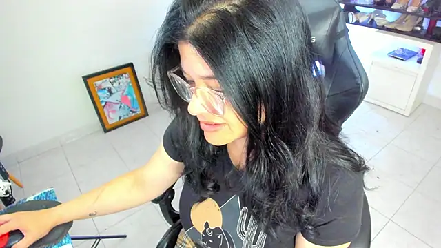 BellaFlaming online show from 04/04/26, 11:17