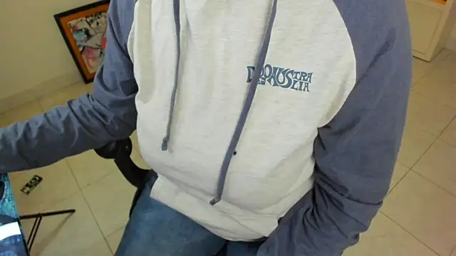 BellaFlaming online show from 04/09/26, 11:05