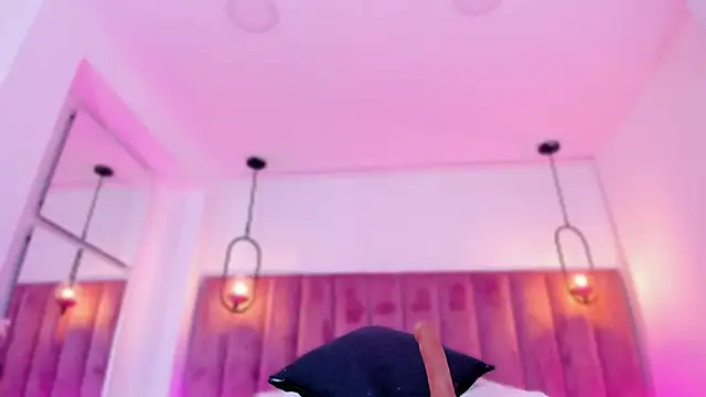 Snapshot of babepolly chatting on 02/05/26, 10:44 babepolly online show from 02/05/26, 10:44