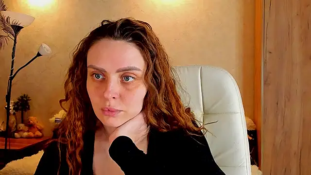 Snapshot of mia_grantes chatting on 02/28/25, 05:15 mia grantes online show from 02/28/25, 05:15