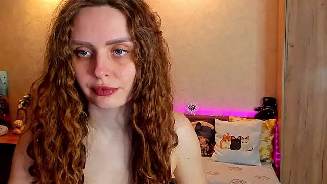 Snapshot of mia_grantes chatting on 01/14/25, 10:12 mia grantes online show from 01/14/25, 10:12