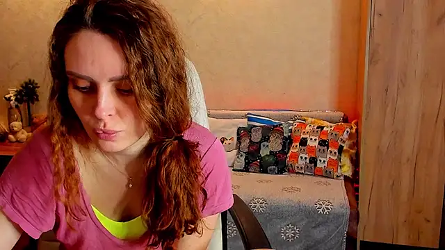 Snapshot of mia_grantes chatting on 02/07/25, 04:14 mia grantes online show from 02/07/25, 04:14