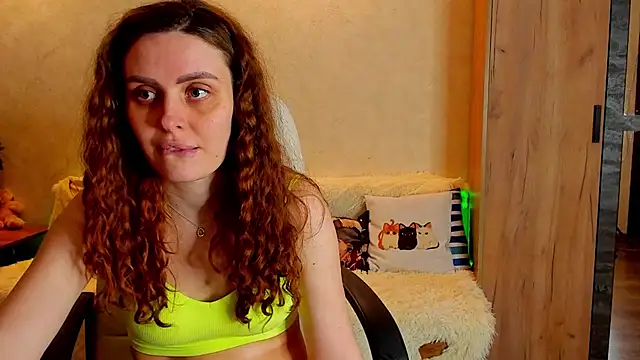 Snapshot of mia_grantes chatting on 02/16/25, 11:28 mia grantes online show from 02/16/25, 11:28
