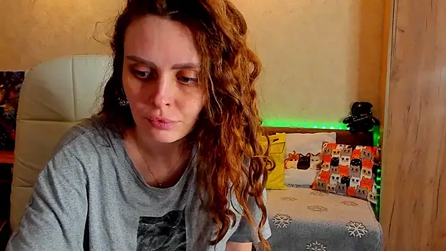Snapshot of mia_grantes chatting on 01/19/25, 11:21 mia grantes online show from 01/19/25, 11:21