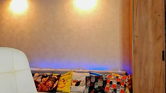 Snapshot of mia_grantes chatting on 02/07/25, 07:17 mia grantes online show from 02/07/25, 07:17