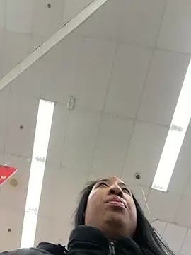 Iceblanca online show from 02/25/26, 05:24